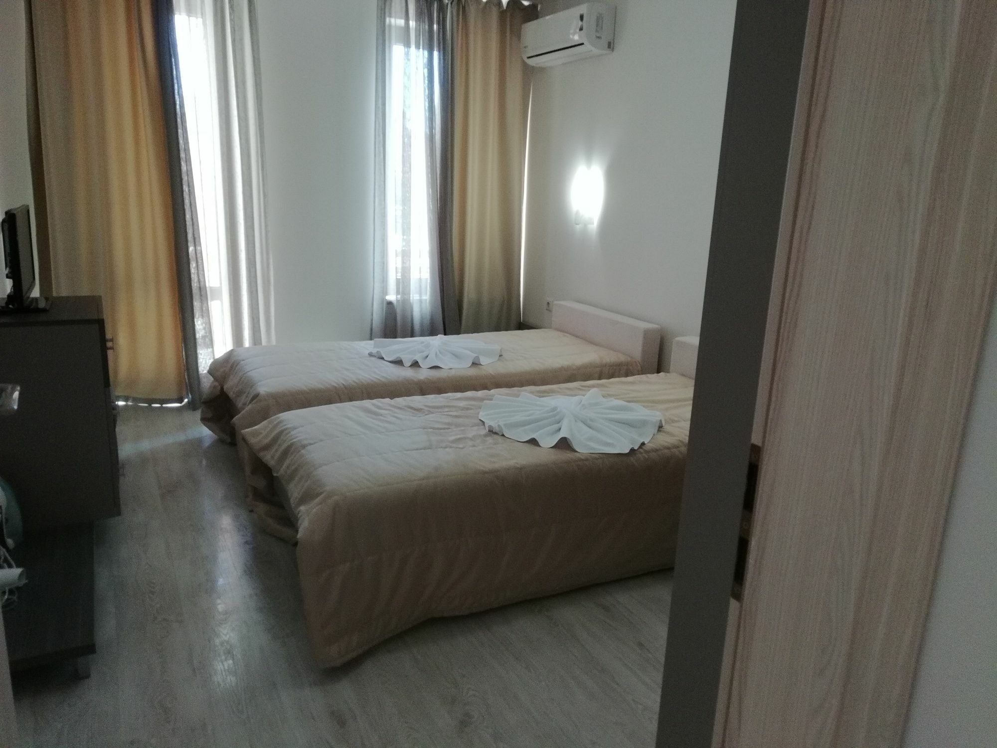 Stardreams Apartments Свети Влас Екстериор снимка